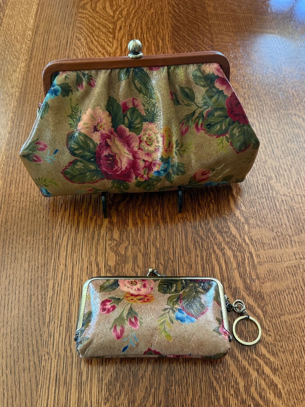 NWOT Patricia Nash Kiss Lock Victorian Gardens Clutch matching Coin Purse